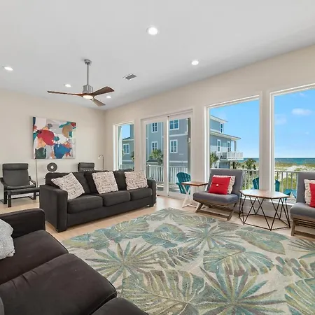New Gulf Front With Game Room Family Friendly!
